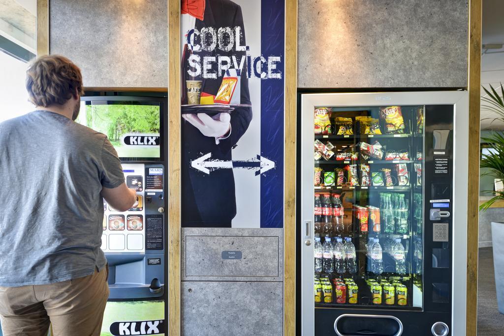 奥利施威利电车站7号宜必思快捷酒店 圣吉欧梅斯 外观 照片